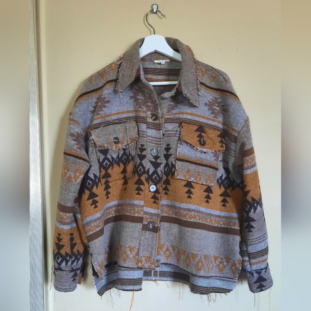 La Miel Gray Brown Gold Aztec Shacket Raw Hem Boho Bohemian